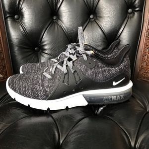 Nike air max women’s size 9